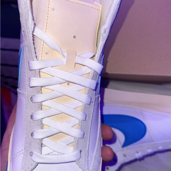 Nike - Picture 7 of 8